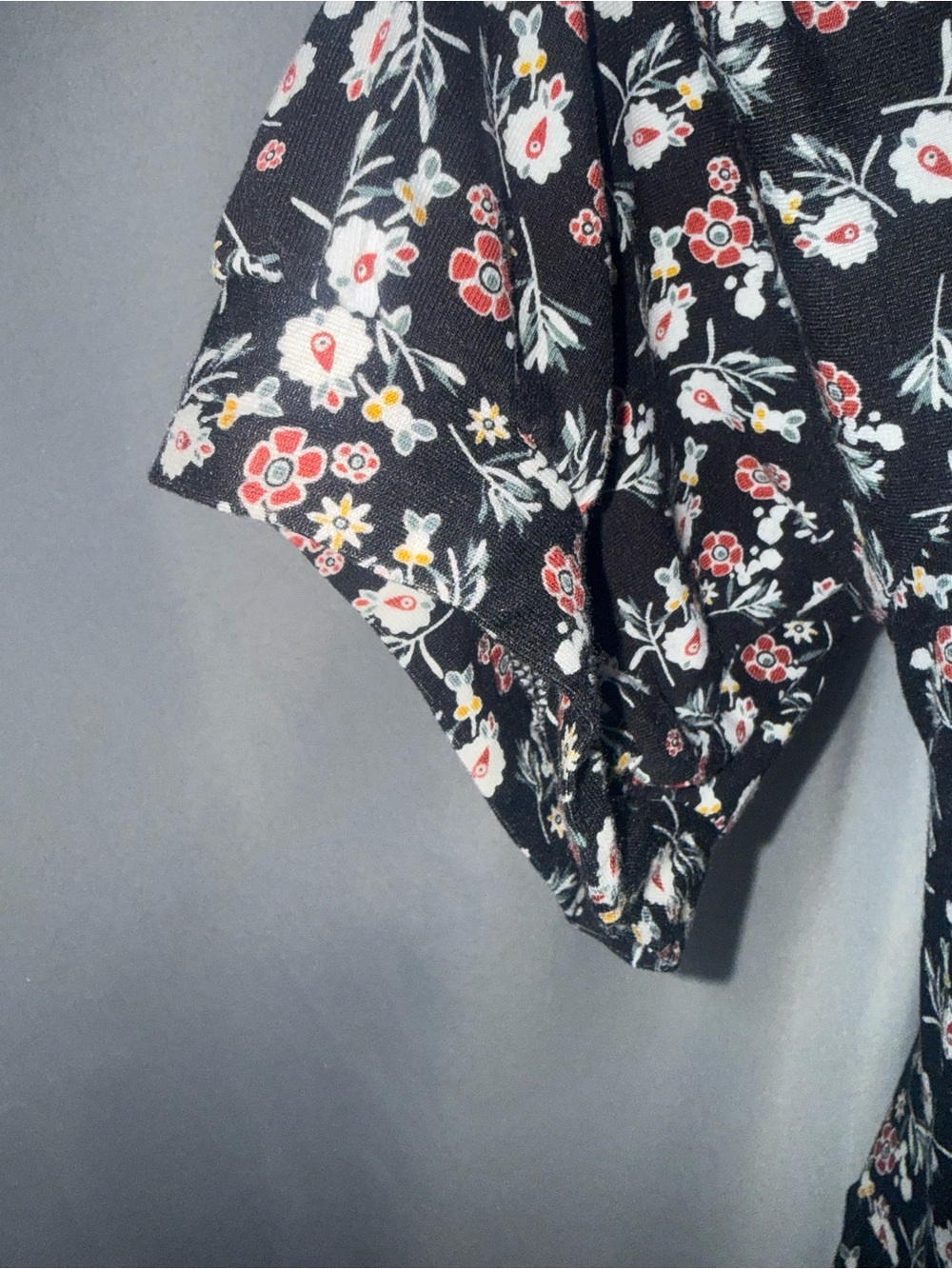 Max Studio Black Maxi Dress with Pink and White Floral Print - Picture 4 of 11